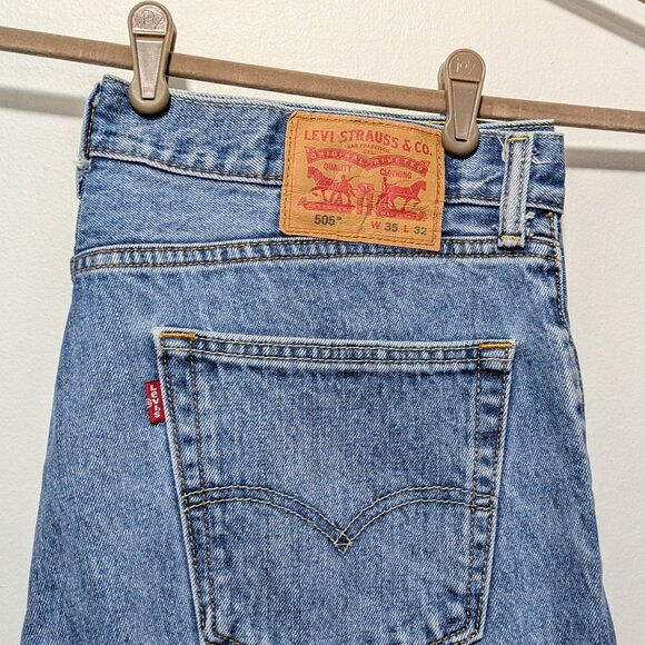 Levi's 505 Men's Jeans 35 x 32 - Picture 1 of 5